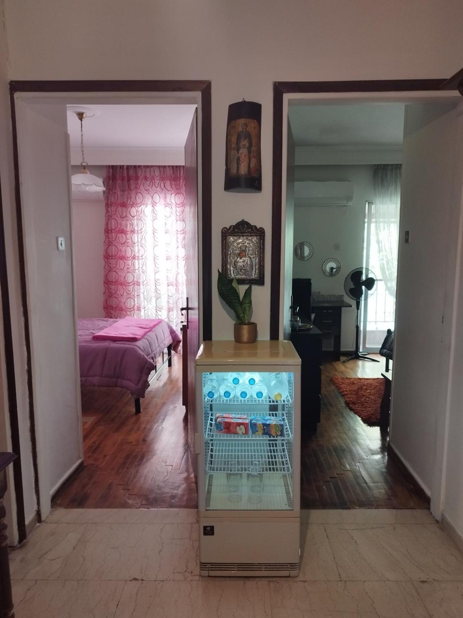 Private Rooms In Shared House سالونيك المظهر الخارجي الصورة